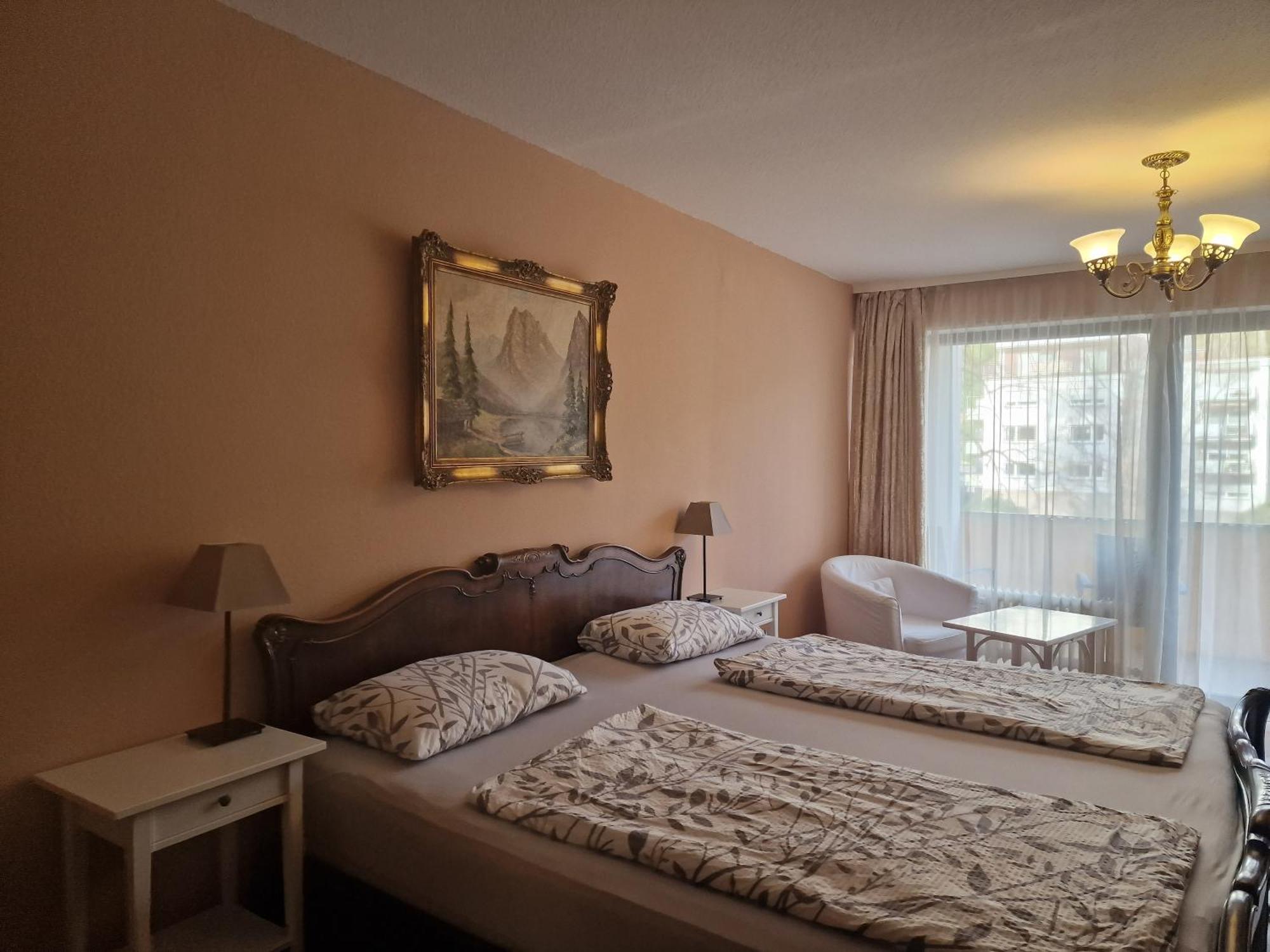 Colibri Apartment Baden-Baden Pokoj fotografie